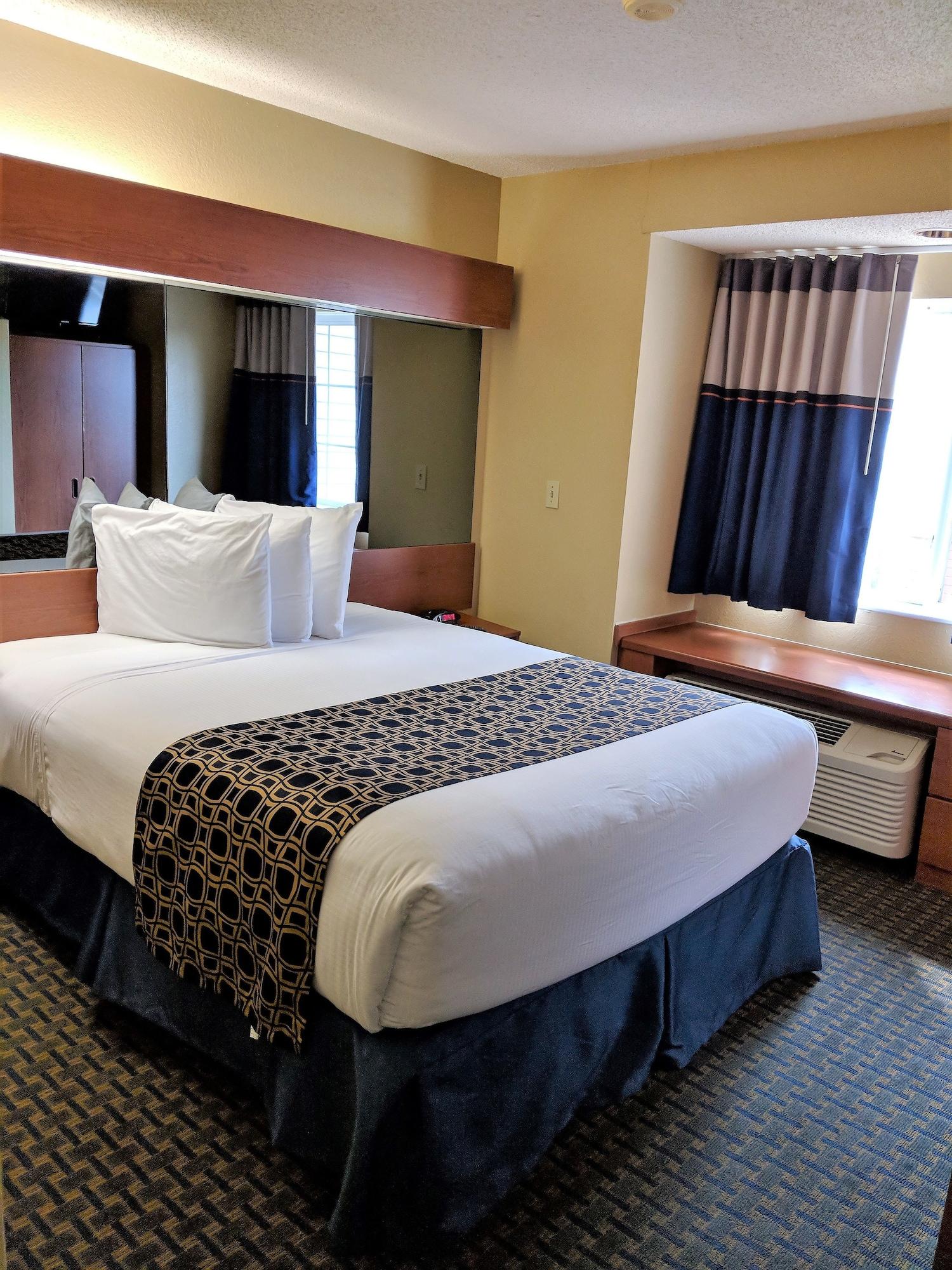Microtel Inn & Suites Leesburg Exterior photo