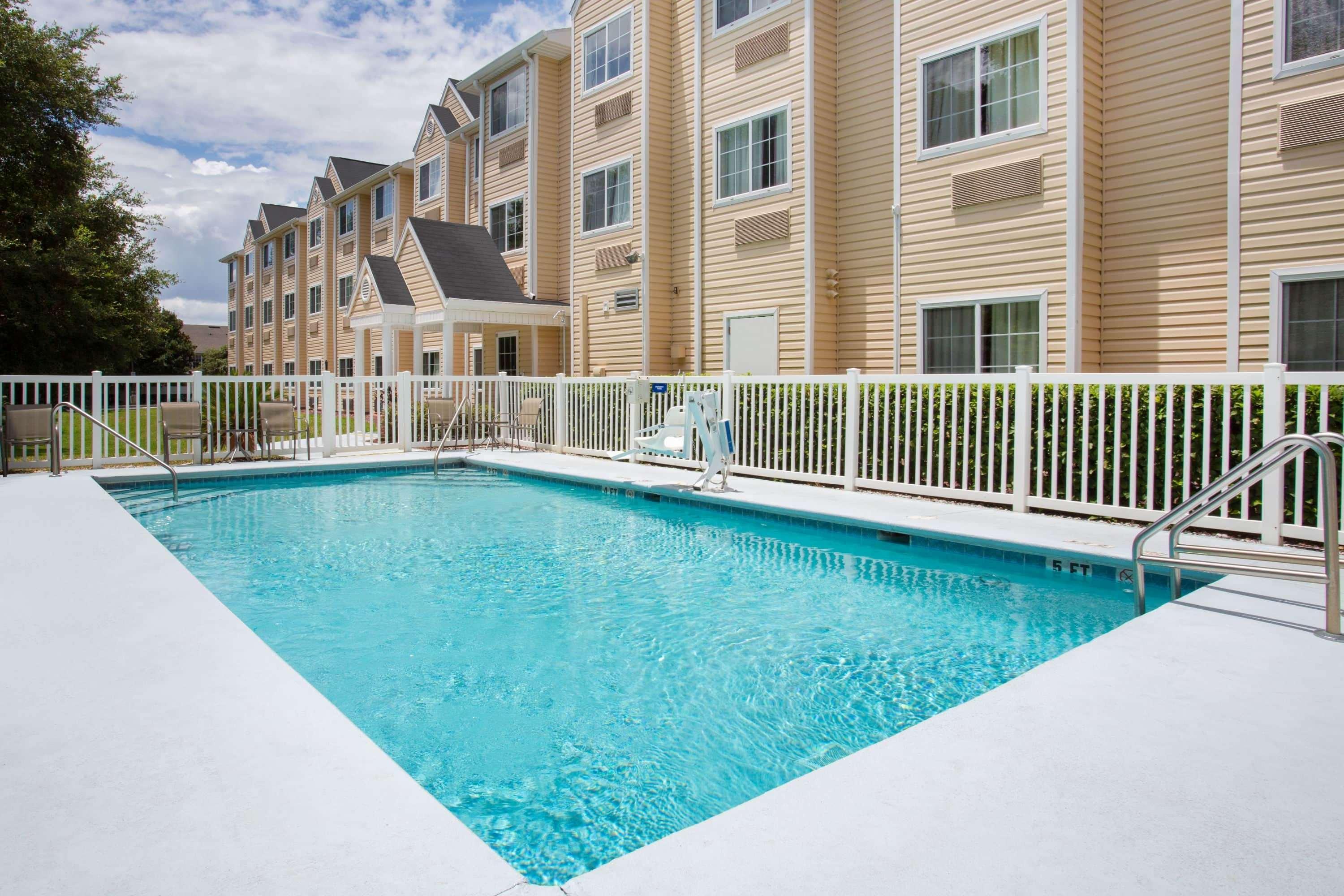 Microtel Inn & Suites Leesburg Exterior photo