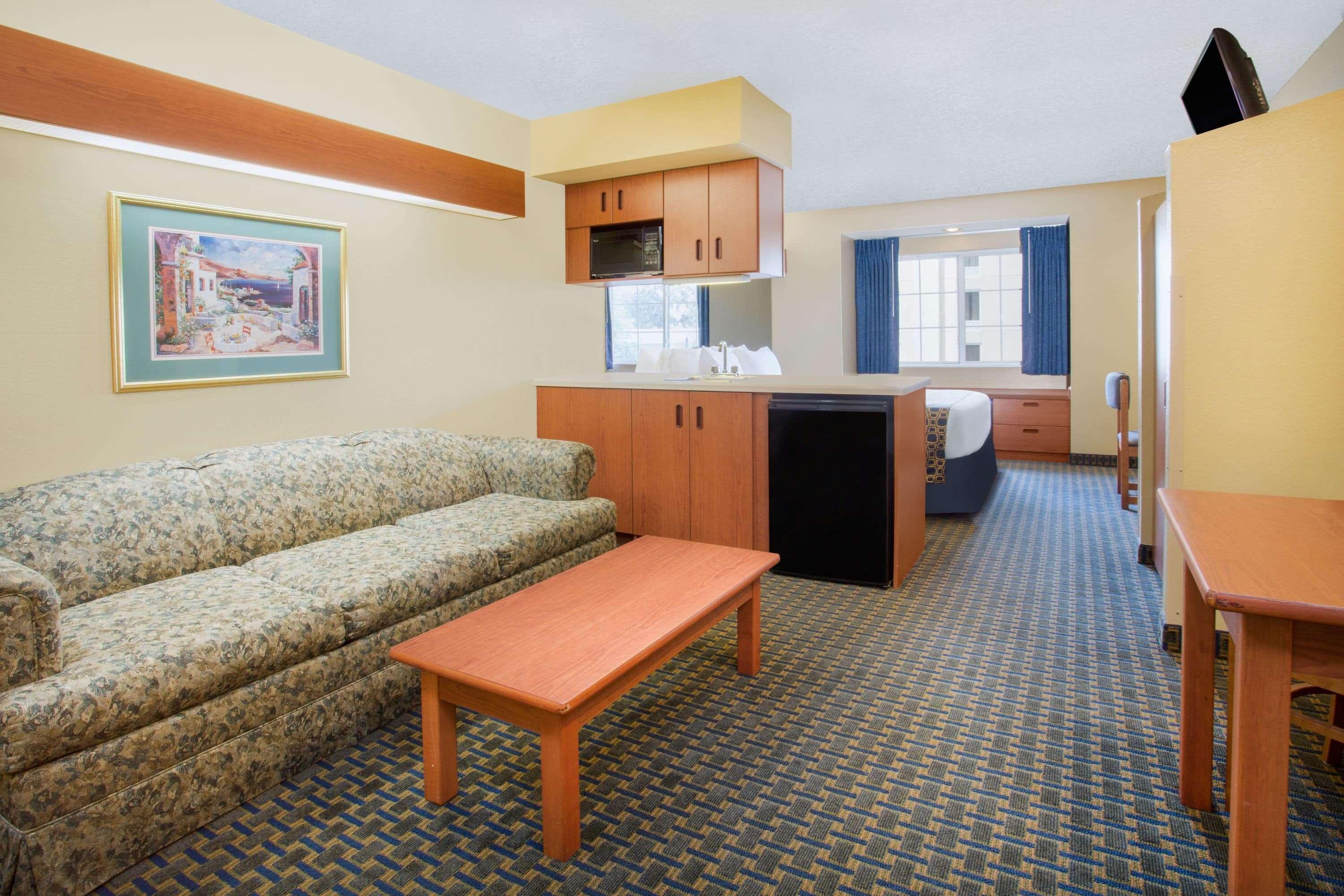 Microtel Inn & Suites Leesburg Exterior photo